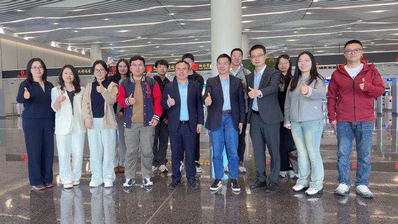“上财MBA上海财经大学滴水湖高级金融学院官网”